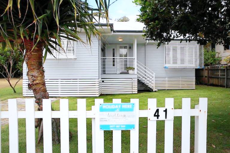 House  Dicky Beach