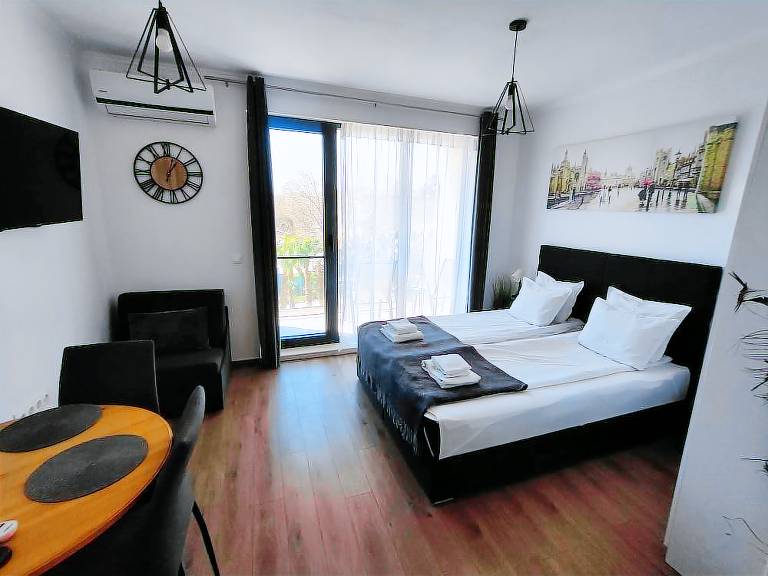 Condo  Golden Sands