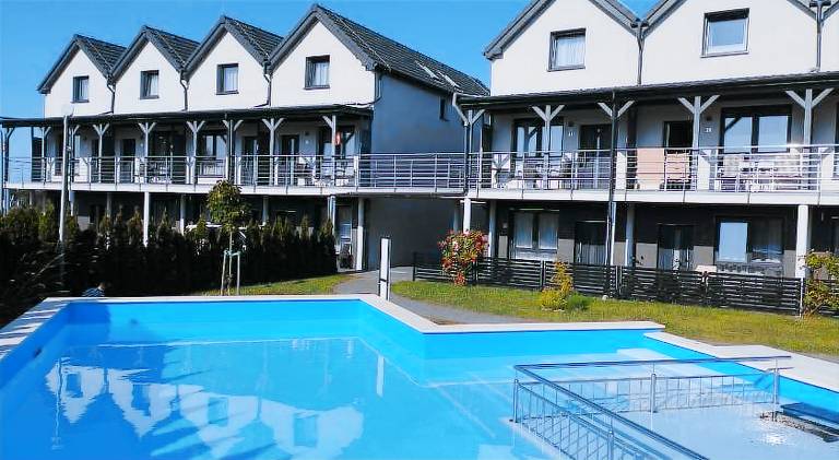 Holiday apartment with pool in Rewal