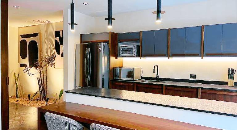 Holiday apartment with hot tub & pool — photo 4