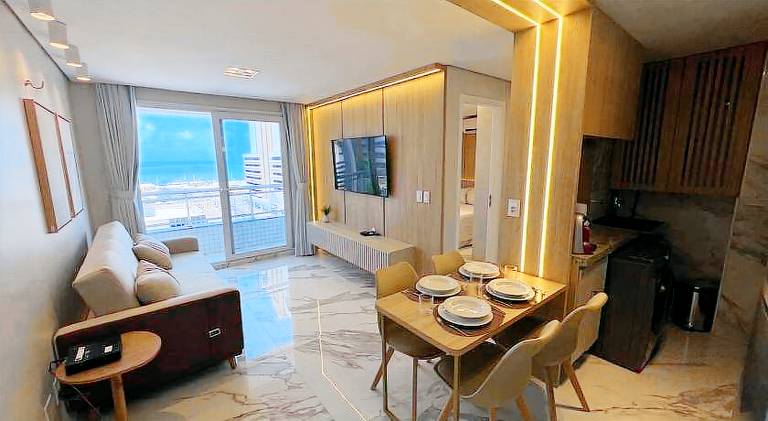 Apartment with hot tub & pool — photo 2