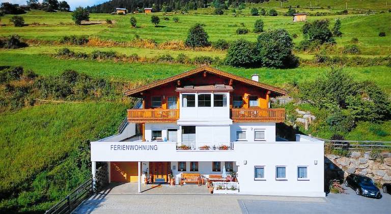 Rental apartment with patio in Nauders