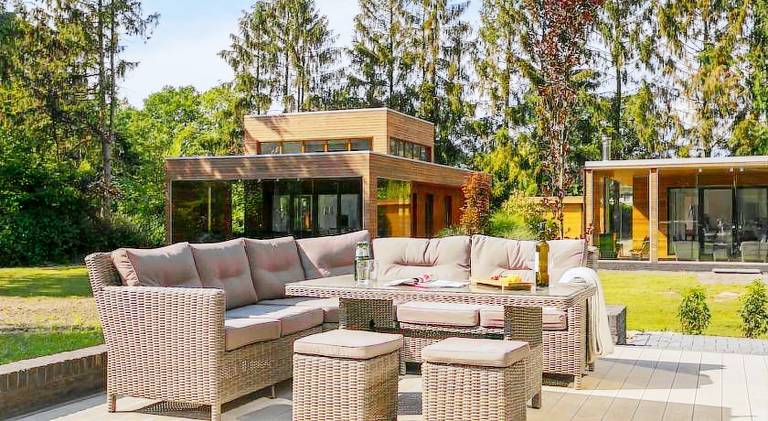 200 m&sup2; Ferienhaus