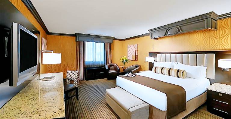 Golden Nugget Hotel and Casino — photo 2