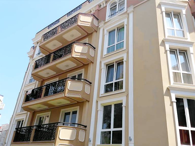 Serviced apartment with hot tub, sauna & pool | Pets are welcome in Sunny beach