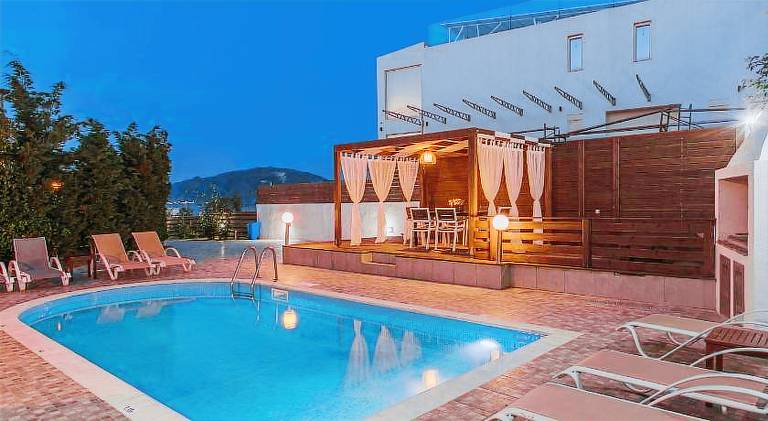 Danae Villas - 100m from beach — photo 2