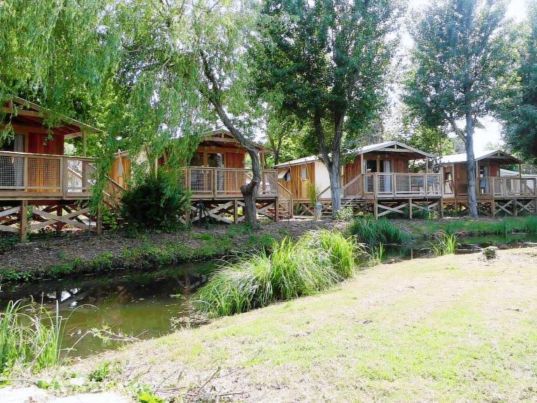 Cabin with heated pool & patio — photo 5