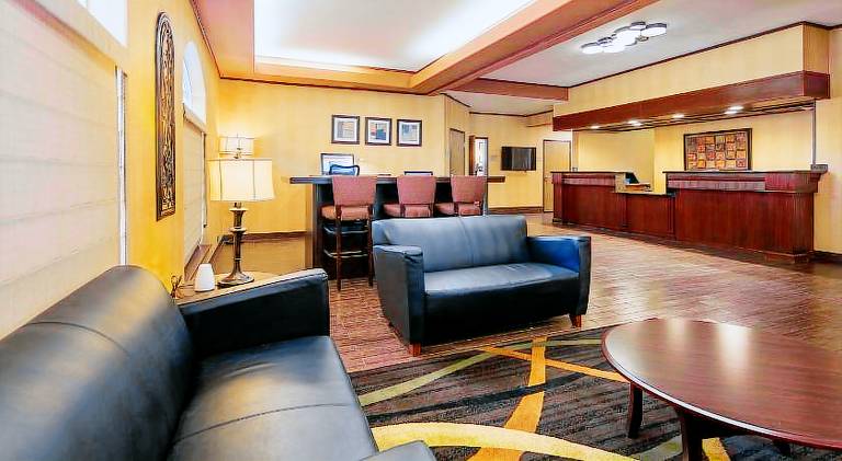 Best Western Plus Meridian — photo 3