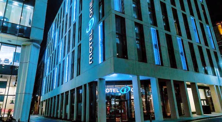 Motel One Manchester-St. Peter's Square — photo 3