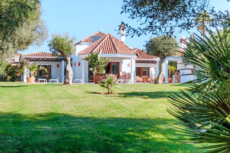 House with garden, grill & terrace | Garden view — photo 5