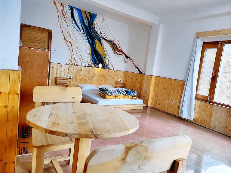 Beautiful vacation home with garden | Pet-friendly — photo 2