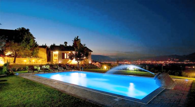 Pleasant farm with pool, garden & patio | Pet-friendly in Montefalco