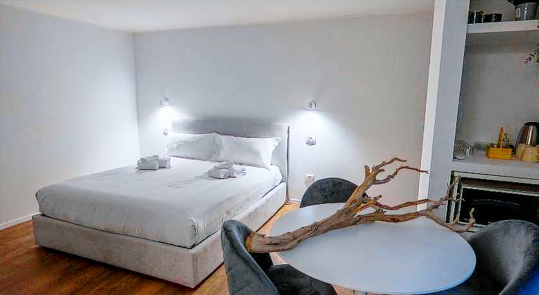 Apartment with 2 rooms for 4 persons in Bari