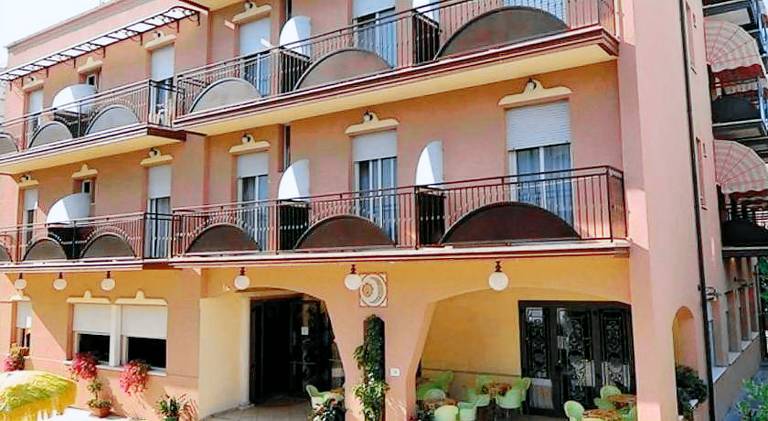 Hotel Anita B&B sul mare in Gatteo