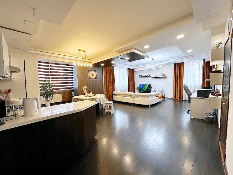 Apartment Khoroo 18