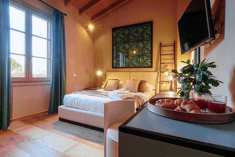 Child-friendly villa with private pool, barbeque & garden | Pool view | Pet-friendly — photo 2