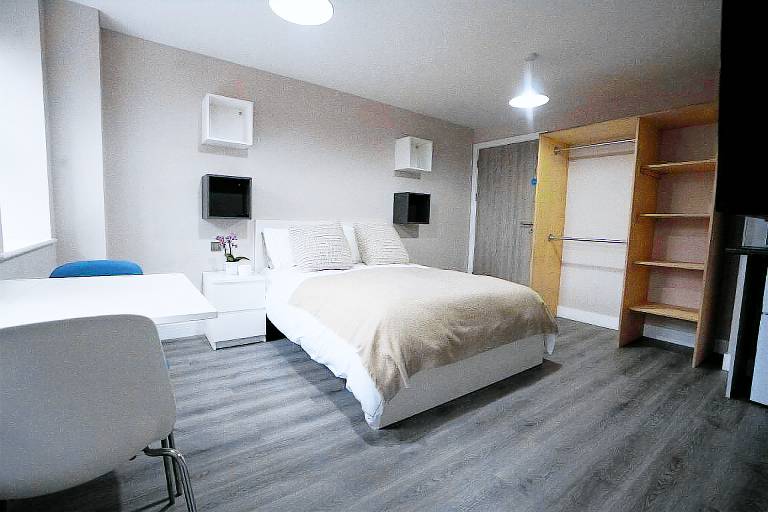 Colchester Studio Suites — photo 5