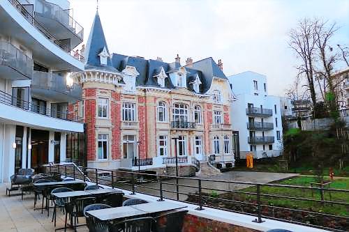 Serviced apartment  Poissy