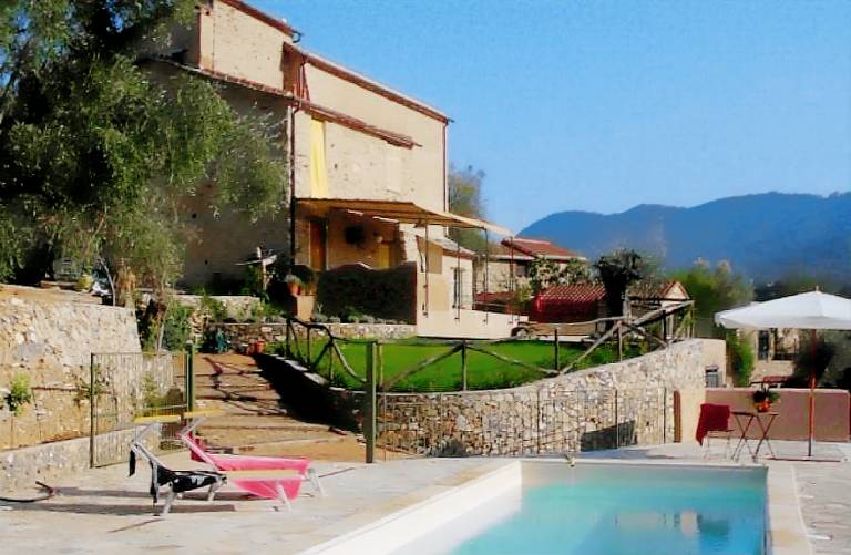 Privatzimmer Garlenda