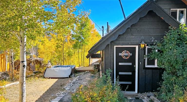 House with hot tub in Grand Lake, CO