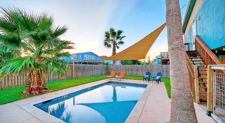House with BBQ & pool — photo 3