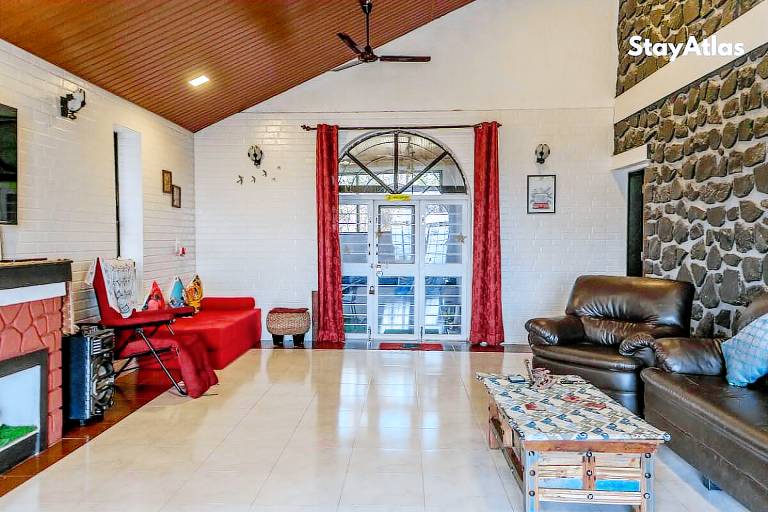 Villa with private pool, garden & BBQ | Perfect for remote work | Dogs allowed — photo 4