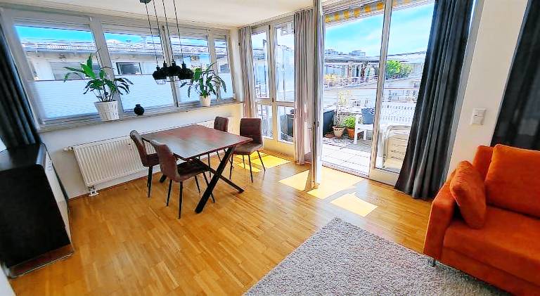 Apartment with 1 room for 5 persons — photo 2