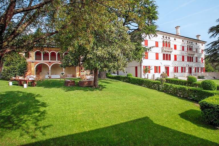 Villa Premoli - Agriturismo di charme: Camera Matrimoniale — photo 2