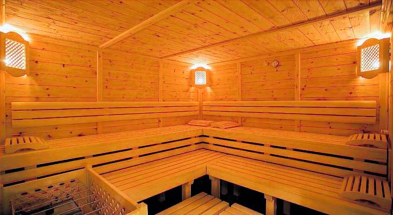 Holiday apartment with patio & sauna — photo 5
