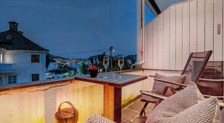 Holiday apartment with patio — photo 4