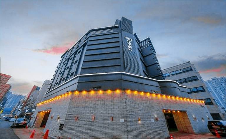 Iro Hotel Wolgot