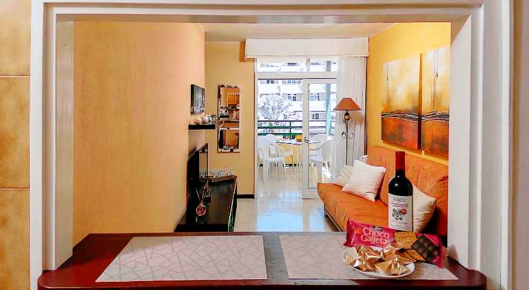 Apartment with pool — photo 3