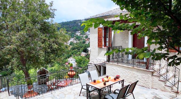 Fully equipped villa with private pool, terrace & BBQ | Pets allowed in South Pelion