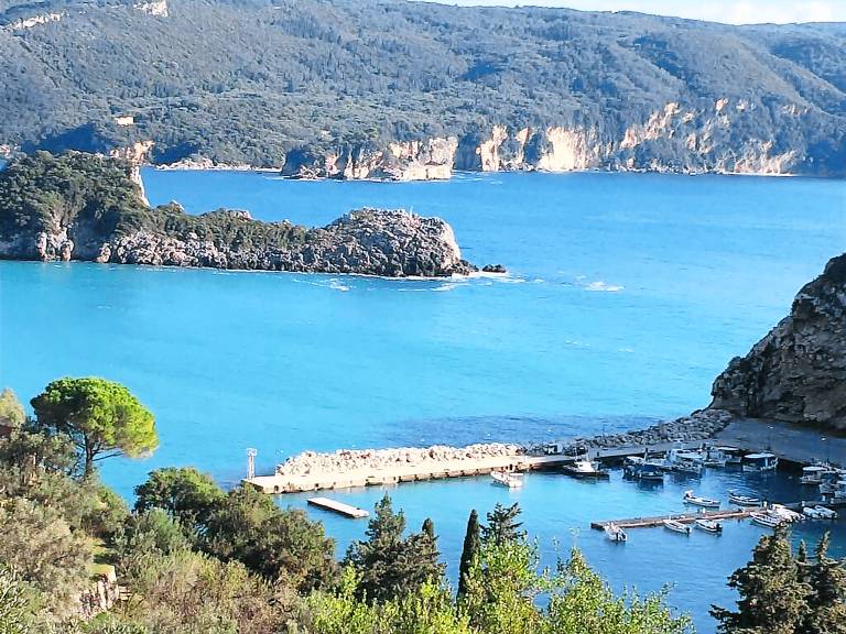καταφύγιο Παλαιοκαστρίτσα