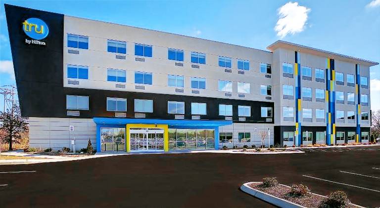 Tru by Hilton Alcoa Knoxville Airport in Alcoa, TN