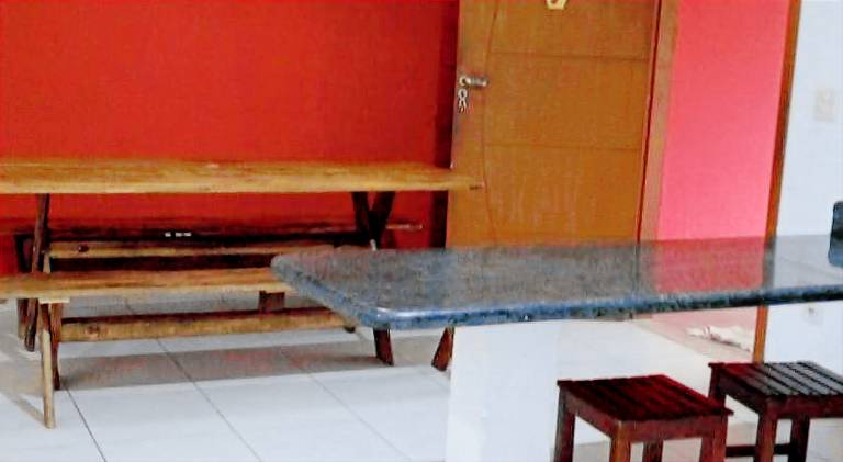 House | Pets allowed — photo 3