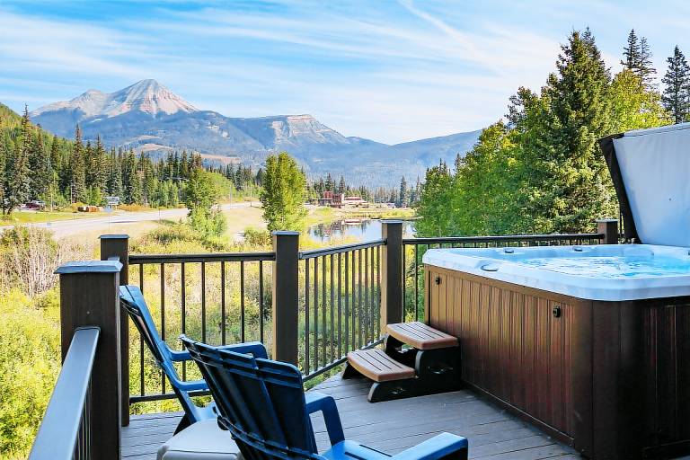 Townhome Across from Purg- Awesome Unobstructed Views/Deck/Private Hot Tub — photo 4