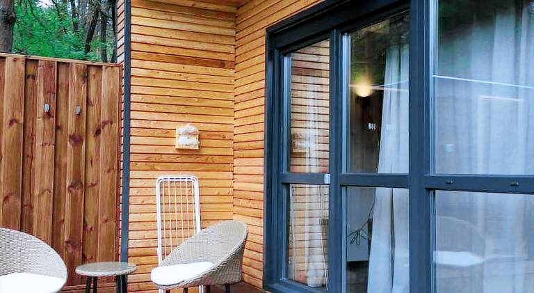 Chalet with sauna, terrace & yard — photo 3