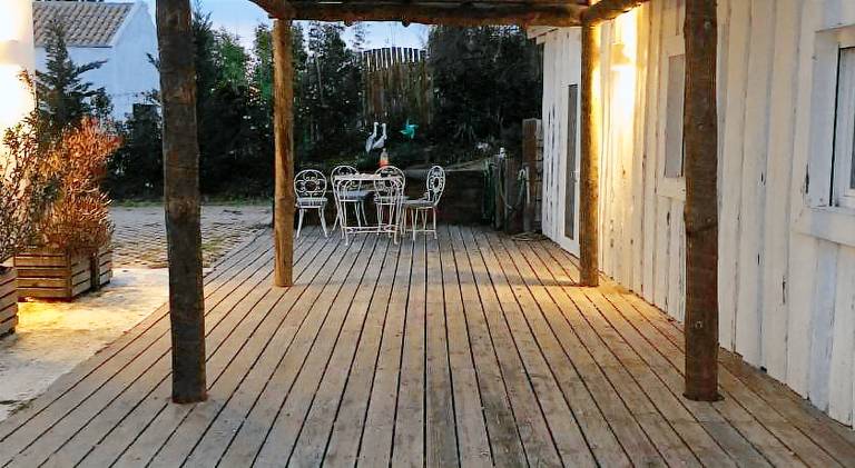 Vacation home with barbecue, terrace & yard | Good for workation — photo 4