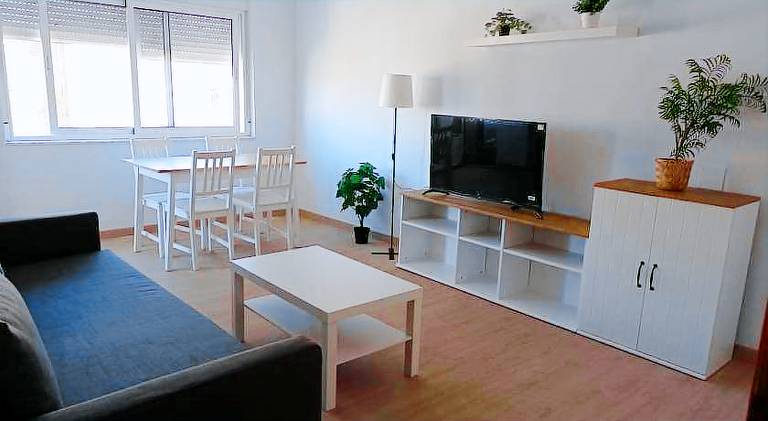 Holiday apartment with patio | Suitable for remote work — photo 5