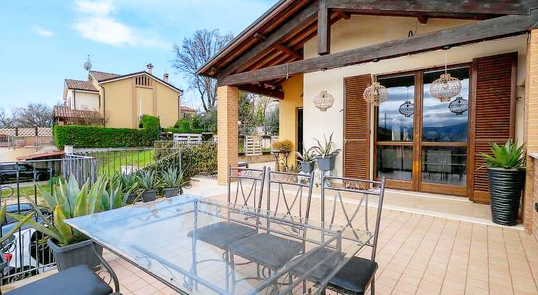 Villa with garden, barbeque & terrace in Spoleto