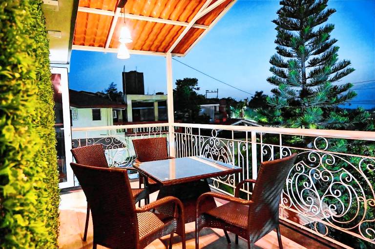 Bungalow with yard, pool & barbecue | Suitable for remote work — photo 4