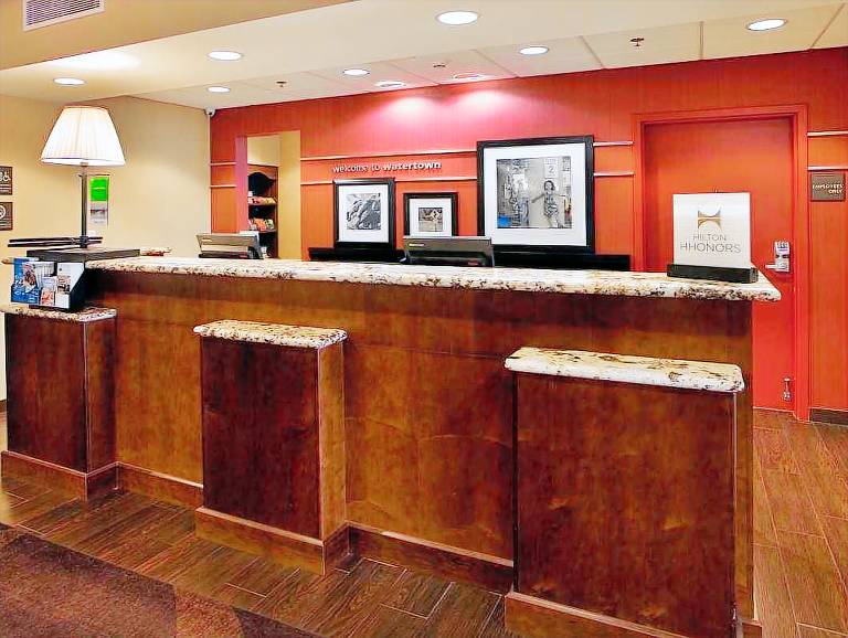 Hampton Inn & Suites Watertown — photo 4