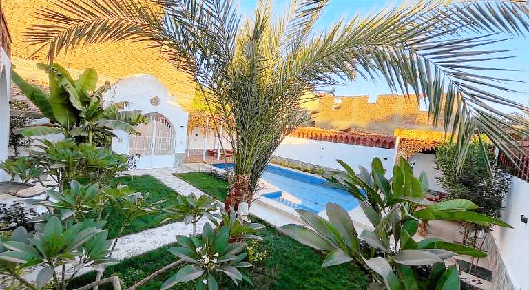 Beautiful villa with pool | Pets are welcome — photo 5