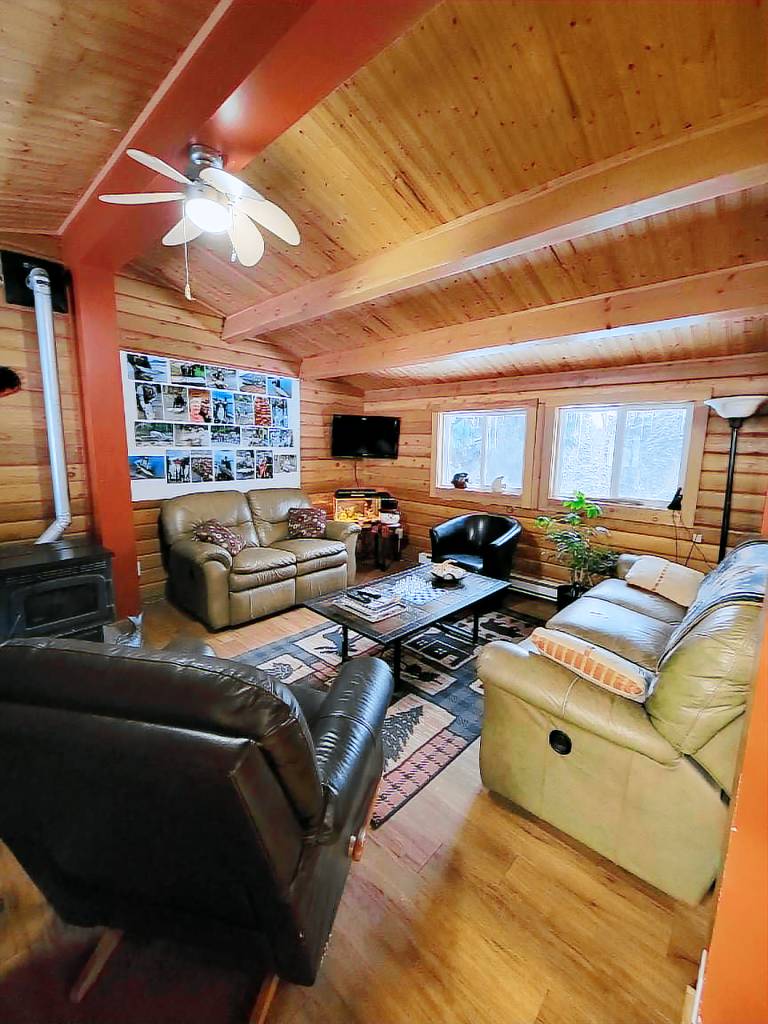 Kitimat Lodge — photo 2