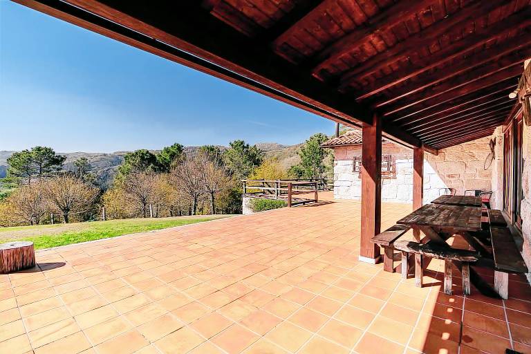 Holiday Home 'Turismo Rural No Gerês' with Mountain View, Private Garden and Wi-Fi — photo 4