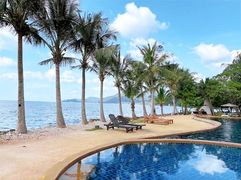 Sea & River Side House with swimming pool — photo 5