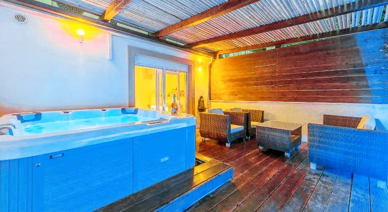 Beautiful apartment with pool | Pets allowed — photo 2