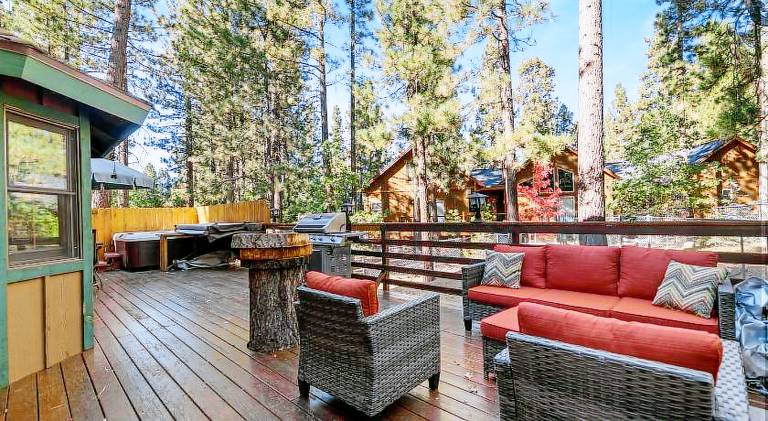 House with terrace, jacuzzi & grill — photo 5