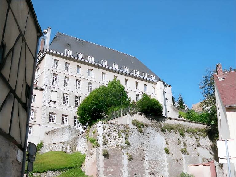 Hotellerie Saint Yves in Chartres